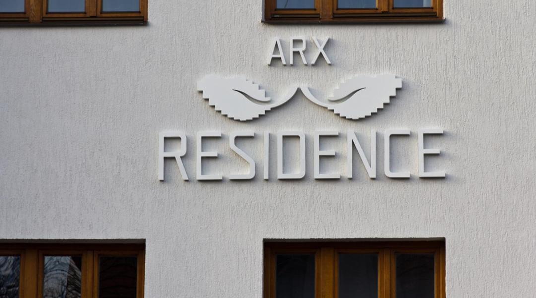 Residence Arx & Wellness Chrudim Esterno foto